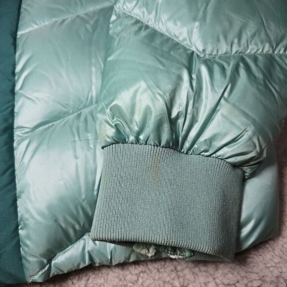 STIO Women's Puffer Jacket - Picture 9 of 13